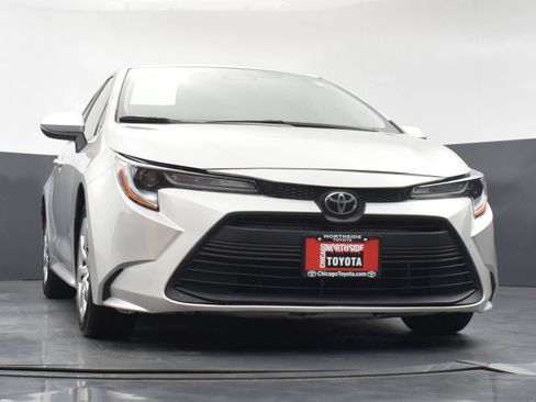 Used 2024 Toyota Corolla LE FWD image 28