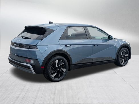 New 2026 Hyundai Ioniq 5 SEL image 4