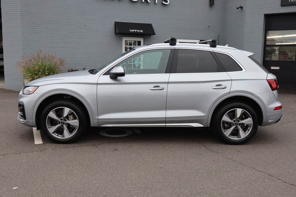 Used 2023 Audi Q5 2.0T Premium Plus w/ Premium Plus Package AWD/4WD image 10