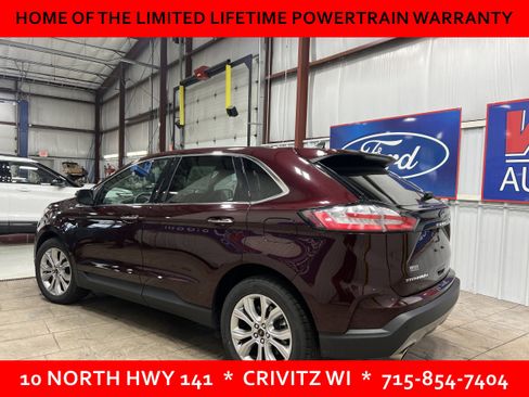 Used 2024 Ford Edge Titanium image 3