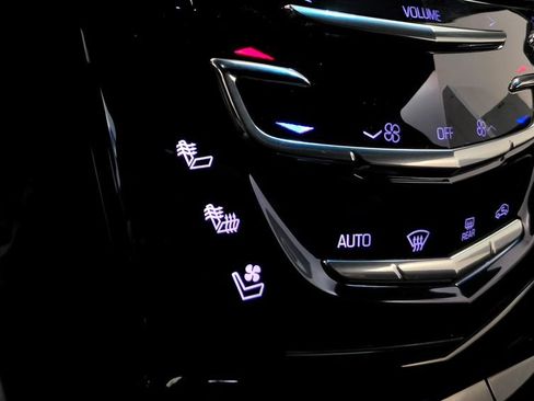 Used 2019 Cadillac Escalade Platinum AWD/4WD image 60