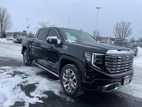 Used 2023 GMC Sierra 1500 Denali w/ Denali Reserve Package image 2