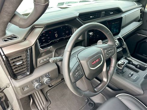Certified 2025 GMC Sierra 1500 AT4X image 9