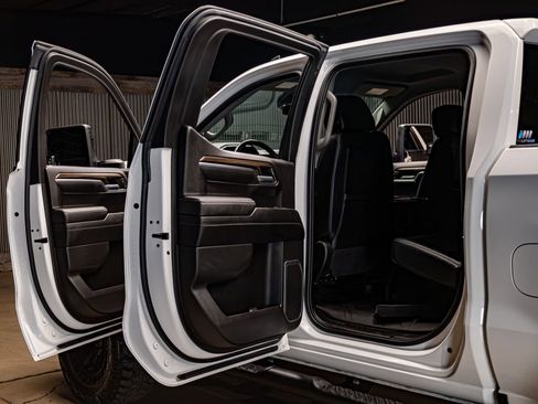 Used 2023 Chevrolet Silverado 1500 RST w/ All Star Edition Plus image 32