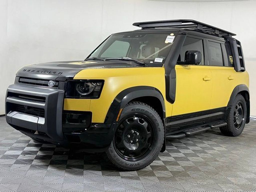 New 2026 Land Rover Defender 110 AWD/4WD image 1