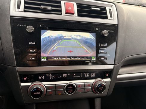 Used 2017 Subaru Legacy 2.5i Limited image 2