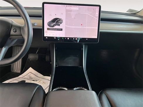 Used 2019 Tesla Model 3 Long Range image 9