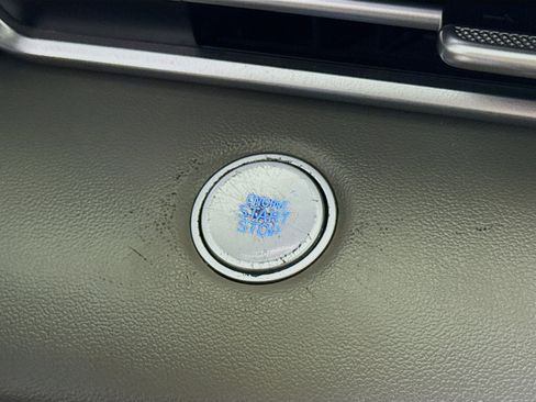 Used 2023 Hyundai Elantra SEL image 21