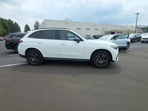 Used 2023 Mercedes-Benz GLC 300 4MATIC image 8