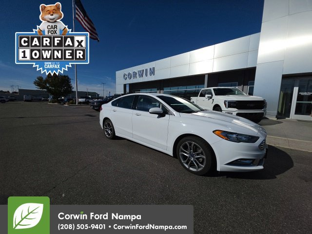 Used 2017 Ford Fusion SE w/ Equipment Group 201A AWD/4WD image 2