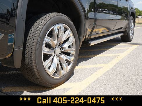Used 2025 GMC Sierra 1500 Denali w/ Denali Reserve Package AWD/4WD image 9