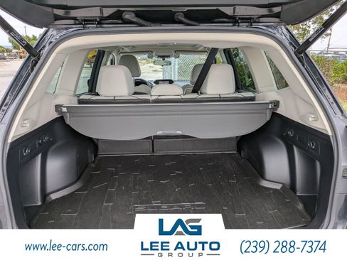 Used 2021 Subaru Forester Premium image 10