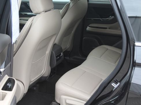 Used 2023 Lincoln Corsair Reserve w/ Equipment Group 201A AWD/4WD image 18
