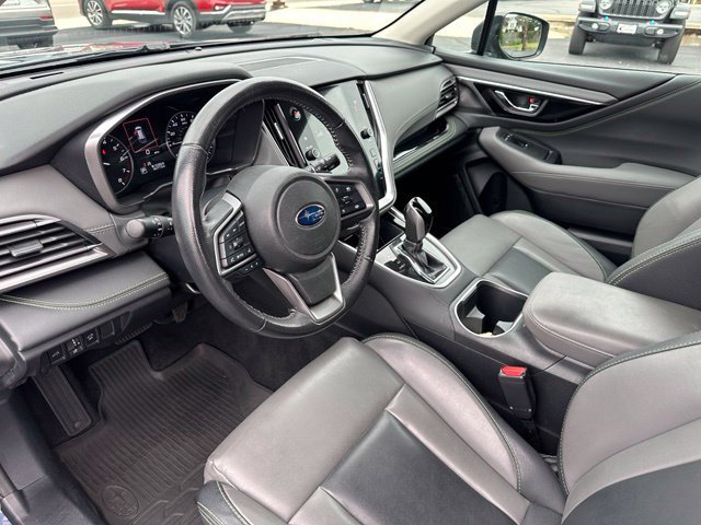 Used 2023 Subaru Outback Onyx Edition AWD/4WD image 13