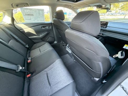 New 2025 Honda Accord SE image 38