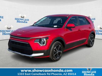 Used 2024 Kia Niro LX video 1