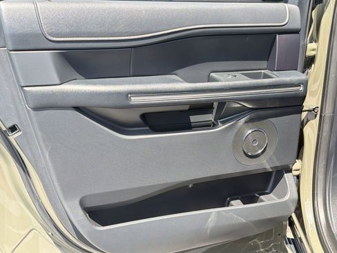 Used 2024 Ford Expedition Max XLT AWD/4WD image 29