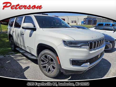 Certified 2022 Jeep Wagoneer Series III AWD/4WD image 1
