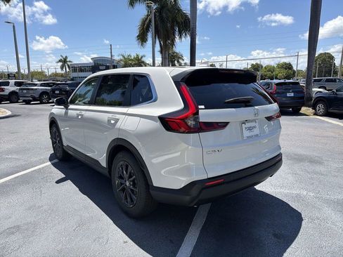 Certified 2025 Honda CR-V EX image 6