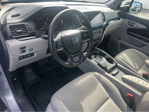 Used 2019 Honda Pilot Touring image 23