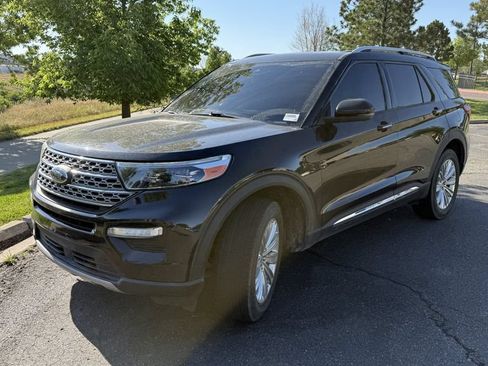 Used 2020 Ford Explorer Limited AWD/4WD image 2