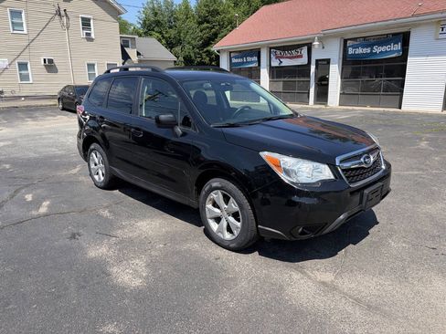 Used 2015 Subaru Forester 2.5i Premium w/ All-Weather Package AWD/4WD image 3