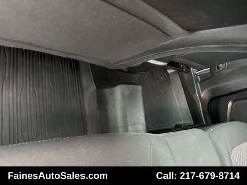 Used 2018 Ford Explorer XLT image 42