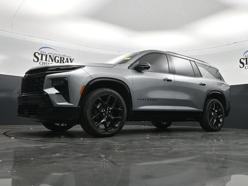 Certified 2024 Chevrolet Traverse RS w/ LPO, Floor Liner Package FWD image 28