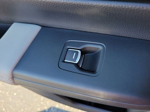 Certified 2025 Honda CR-V EX-L image 18