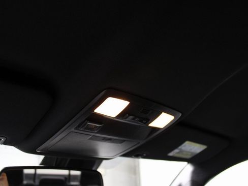 Used 2021 Toyota Tacoma TRD Sport image 17