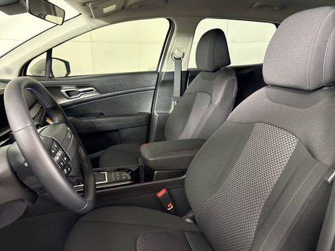New 2026 Kia Sportage LX image 18
