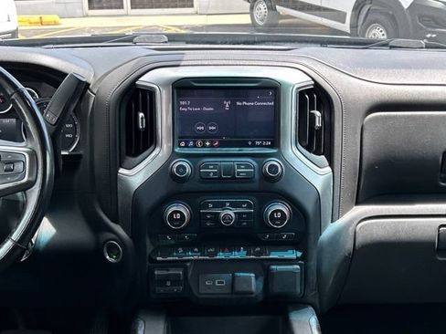 Used 2019 Chevrolet Silverado 1500 LT Trail Boss AWD/4WD image 21