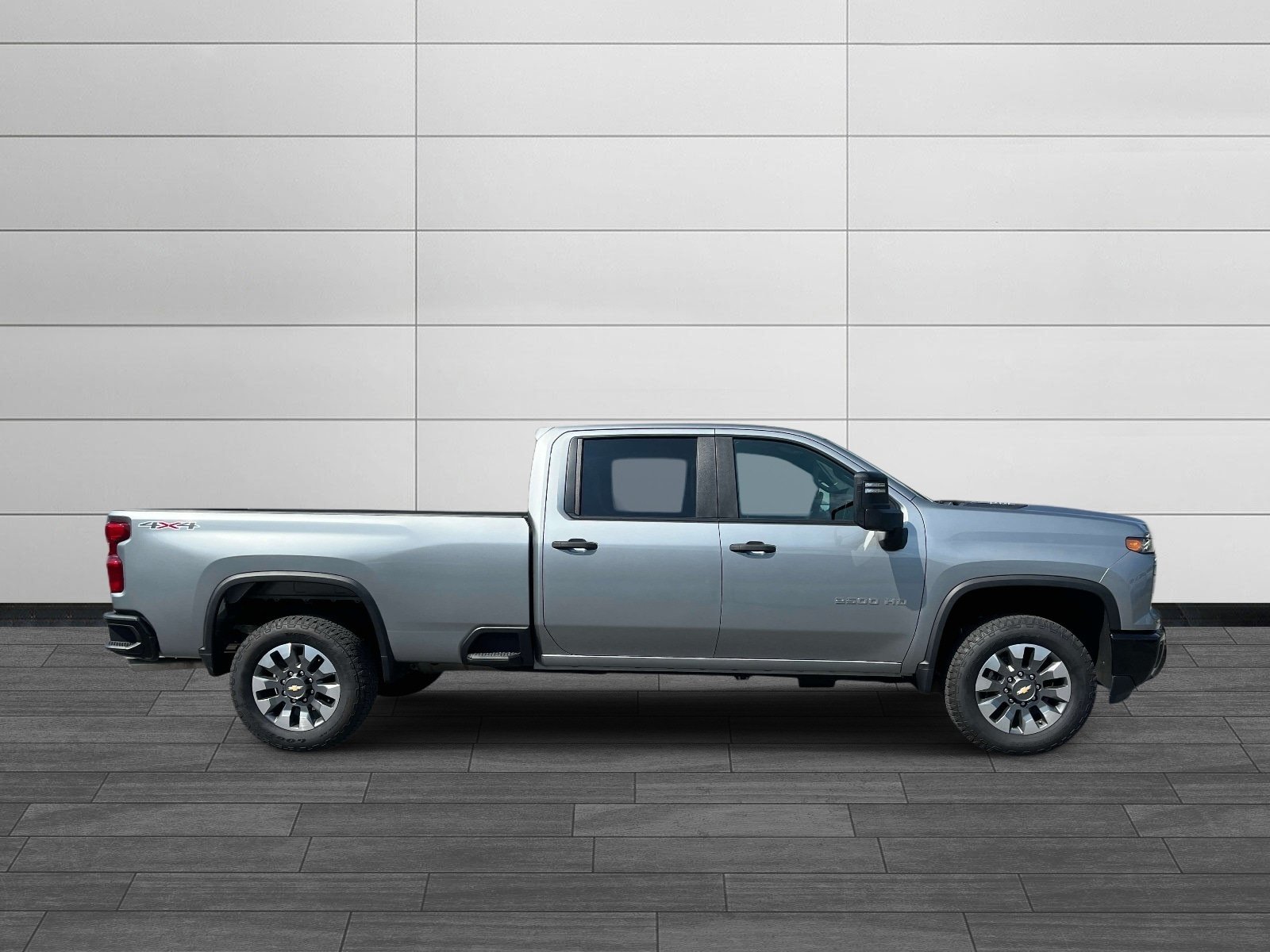 Used 2025 Chevrolet Silverado 2500 Custom w/ Custom Convenience Package AWD/4WD image 2