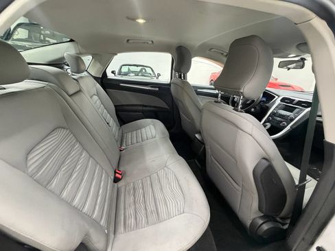 Used 2016 Ford Fusion S w/ Equipment Group 101A FWD image 19