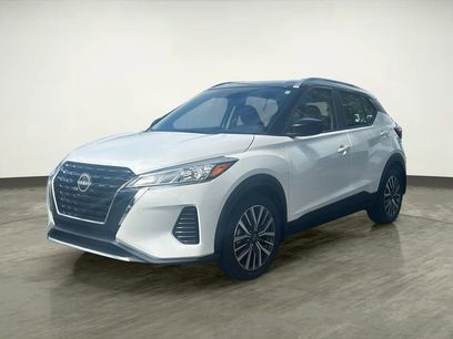 Used 2023 Nissan Kicks SV