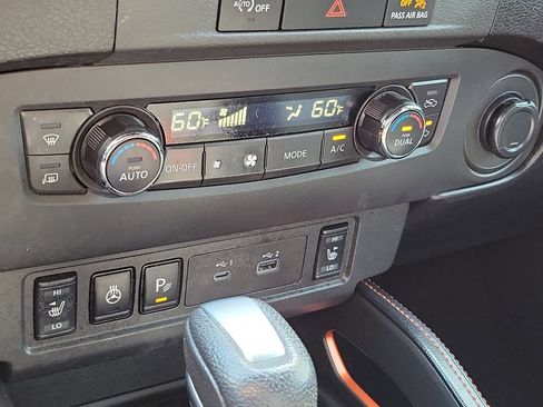 Used 2023 Nissan Frontier Pro-X w/ Pro Convenience Package RWD image 26