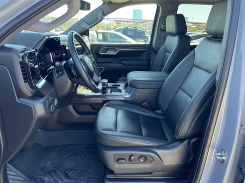 Used 2024 Chevrolet Silverado 1500 LT Trail Boss w/ Convenience Package II image 15