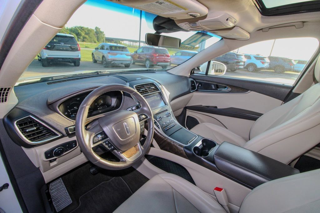 Used 2020 Lincoln Nautilus Reserve AWD/4WD image 17