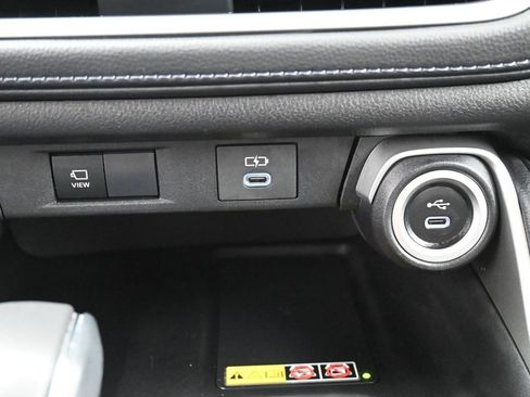 Certified 2025 Toyota Grand Highlander AWD image 25