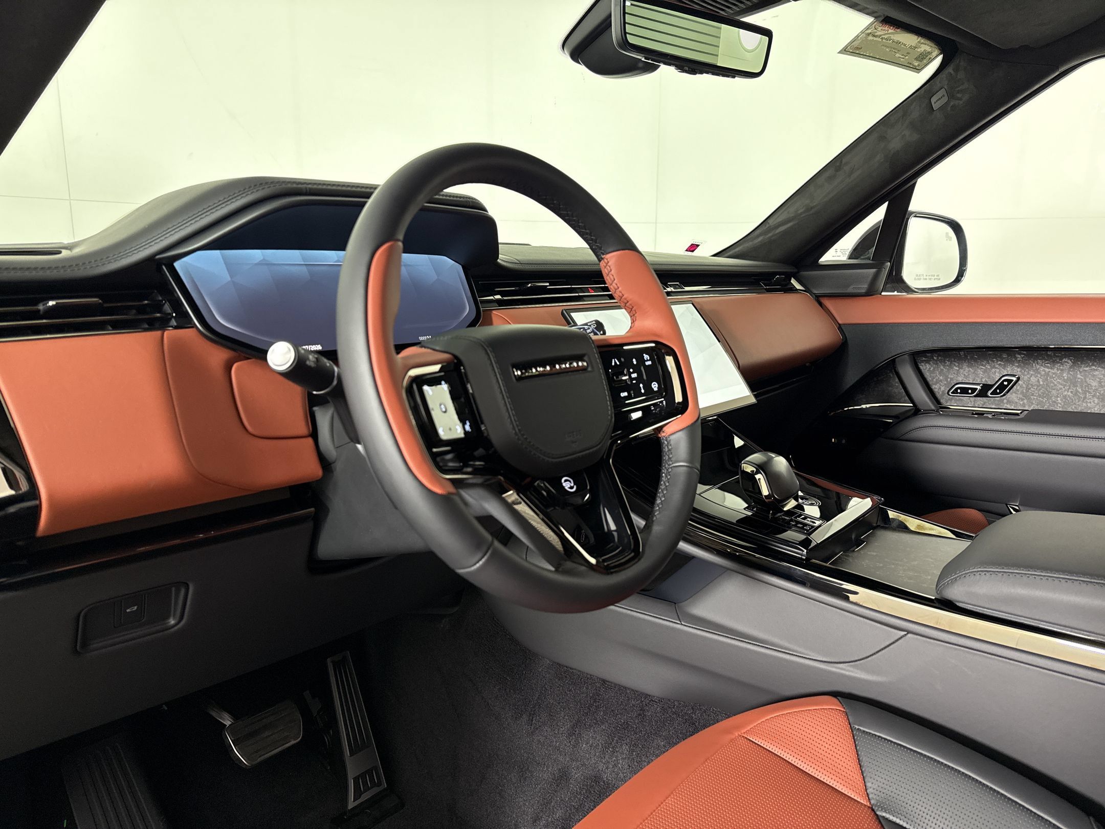 New 2026 Land Rover Range Rover Sport SV Carbon AWD/4WD image 4