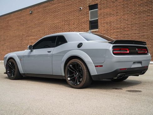 Used 2021 Dodge Challenger R/T Scat Pack RWD image 4