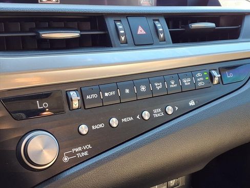 Used 2021 Lexus ES 350 w/ Premium Package image 22