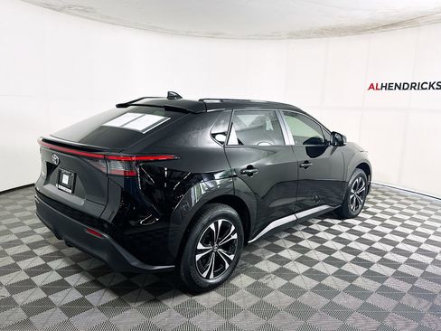 Used 2024 Toyota bZ4X XLE image 3