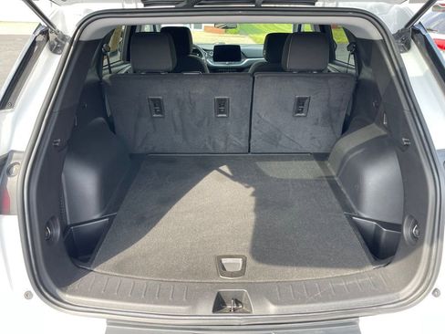 Used 2023 Chevrolet Blazer LT image 7