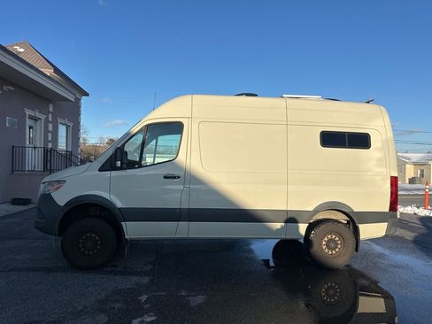 Used 2019 Mercedes-Benz Sprinter 4x4 144 image 2