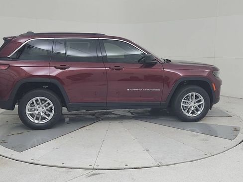 New 2025 Jeep Grand Cherokee Laredo X image 16