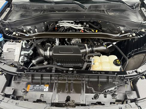 Used 2020 Ford Explorer ST image 31
