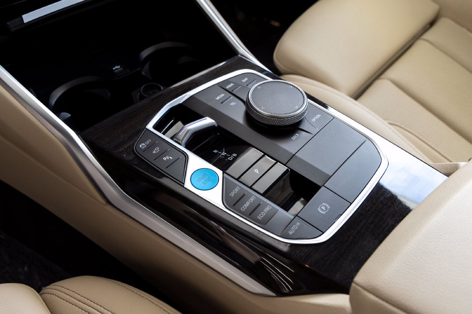 Used 2023 BMW i4 eDrive40 w/ Premium Package RWD image 17