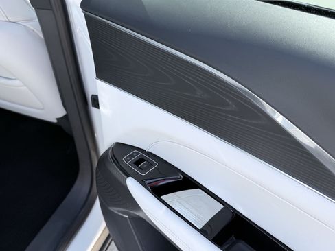 Used 2024 Cadillac Lyriq Luxury RWD image 49