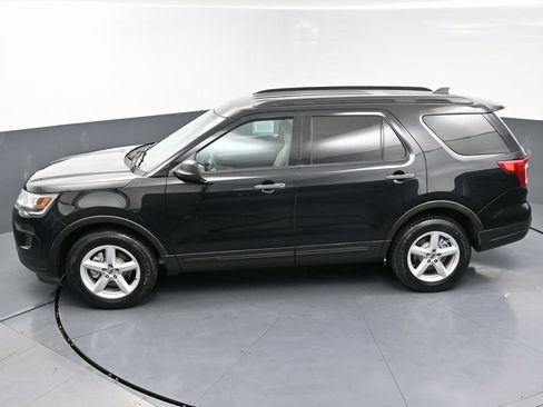 Used 2018 Ford Explorer 4WD w/ Class II Trailer Tow Package image 45